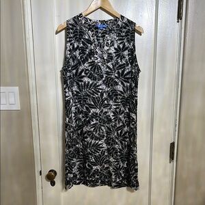 Black and White Sleeveless Sheath Midi Dress